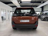 Gebraucht Peugeot 5008 Active 131 PS (96 kW) 2022 Braun (metallic) SUV