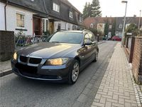 Gebraucht BMW 320 150 PS (110 kW) 2007 Grau Kombi