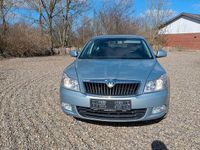 Gebraucht Skoda Octavia Elegance 105 PS (77 kW) 2011 Grün Limousine