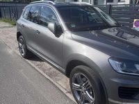 Gebraucht VW Touareg Terrain Tech 262 PS (192 kW) 2017 Grau SUV