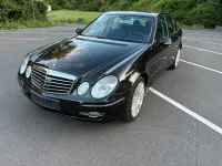 Gebraucht Mercedes E320 224 PS (164 kW) 2008 Schwarz Limousine