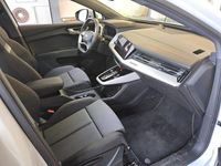 Gebraucht Audi Q4 e-tron Advanced 150 kW (204 PS) 2022 Gletscherweiß metallic SUV