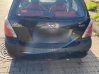 Second-hand Kia Rio 112 CP (82 kW) 2005 Negru Hatchback