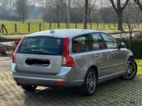 Gebraucht Volvo V50 150 PS (110 kW) 2011 Grau Kombi