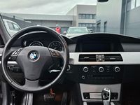 Gebraucht BMW 525 Sport Line 218 PS (160 kW) 2009 Grau Limousine