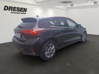 Używany Ford Focus Titanium 125 KM (91 kW) 2023 Czarny Sedan/Limuzyna