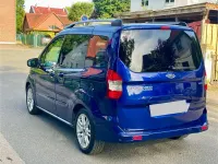Gebraucht Ford Tourneo Courier Titanium 101 PS (74 kW) 2018 Blau Van / Kleinbus
