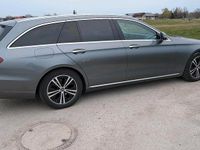 Gebraucht Mercedes E220 194 PS (142 kW) 2017 Grau Kombi