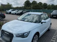 Gebraucht Audi A1 93 PS (68 kW) 2012 Weiß Kleinwagen