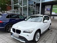 Second-hand BMW X1 143 CP (105 kW) 2011 Alb SUV