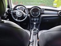 Gebraucht Mini Cooper 136 PS (100 kW) 2016 Weiß Kleinwagen