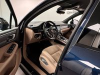 Gebraucht Porsche Macan Sport 245 PS (180 kW) 2019 Blau SUV