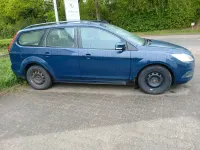 Używany Ford Focus 101 KM (74 kW) 2009 Niebieski Kombi