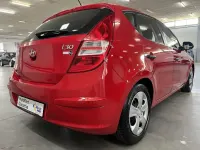 Gebraucht Hyundai i30 Edition+ 109 PS (80 kW) 2009 Shine red (rot) Limousine