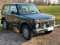 Gebraucht Lada Taiga 83 PS (61 kW) 2013 Grün SUV