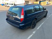 Gebraucht Ford Mondeo 125 PS (91 kW) 2003 Blau Kombi