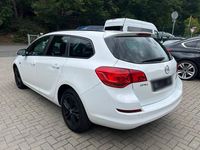 Gebraucht Opel Astra 115 PS (84 kW) 2011 Weiß Kombi