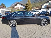 Gebraucht Mercedes E300 Avantgarde 313 PS (230 kW) 2025 Metalliclack obsidianschwarz Kombi