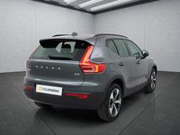 Neu Volvo XC40 163 PS (119 kW) 2025 Grau SUV