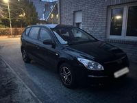 Gebraucht Hyundai i30 126 PS (92 kW) 2009 Schwarz Kombi