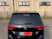 Gebraucht VW Touran 110 PS (80 kW) 2016 Schwarz Van / Kleinbus