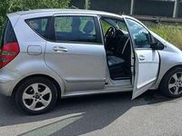 Gebraucht Mercedes 200 140 PS (102 kW) 2007 Grau