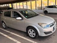 Gebraucht Opel Astra 105 PS (77 kW) 2006 Silber Limousine