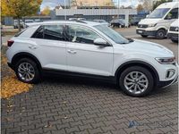 Gebraucht VW T-Roc Style 150 PS (110 kW) 2025 Weiss SUV