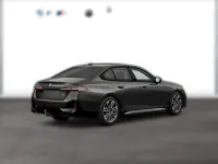 Neu BMW i5 M Sport 250 kW (340 PS) 2026 Grau metallic