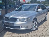 Gebraucht Skoda Superb Ambition 170 PS (125 kW) 2012 Silber Kombi