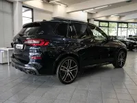Gebraucht BMW X5 M Sport 530 PS (389 kW) 2023 Schwarz SUV