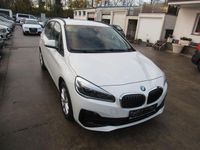 Gebraucht BMW 218 Advantage 140 PS (102 kW) 2018 Weiß Kombi