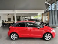 Gebraucht Audi A1 Ambition 140 PS (102 kW) 2014 Rot Kleinwagen