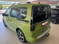 Gebraucht VW Caddy Style 122 PS (89 kW) 2024 Gold Van / Kleinbus