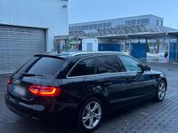 Gebraucht Audi A4 177 PS (130 kW) 2012 Schwarz Kombi