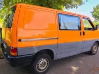Gebraucht VW T4 68 PS (50 kW) 1995 Orange Van