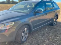 Gebraucht Skoda Octavia Scout Scout 4x4 160 PS (117 kW) 2011 Grau Kombi