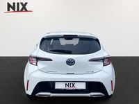 Gebraucht Toyota Corolla Team 184 PS (135 kW) 2021 Schneeweiß Limousine