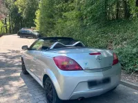 Gebraucht Opel Tigra 90 PS (66 kW) 2008 Silber Cabrio