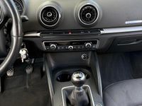 Gebraucht Audi A3 Comfort 110 PS (80 kW) 2017 Schwarz Limousine