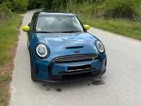 Gebraucht Mini Cooper SE 135 kW (184 PS) 2023 Blau Kleinwagen