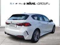 Gebraucht BMW 120 Performance 163 PS (119 kW) 2025 Alpinweiß uni Kleinwagen