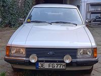Second-hand Ford Granada 107 CP (78 kW) 1978 Argintiu Berlinǎ