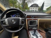 Second-hand VW Phaeton 240 CP (176 kW) 2013 Gri Berlinǎ