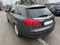 Gebraucht Opel Insignia Edition 160 PS (117 kW) 2012 Grau Kombi