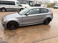 Gebraucht BMW 118 143 PS (105 kW) 2011 Grau Kleinwagen