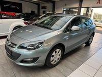 Gebraucht Opel Astra Energy 140 PS (102 kW) 2014 Silber Kombi
