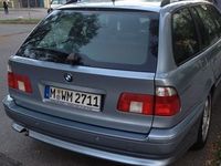 Gebraucht BMW 530 193 PS (141 kW) 2002 Blau metallic Kombi