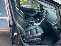 Gebraucht Opel Astra 140 PS (102 kW) 2012 Andere farben Kombi