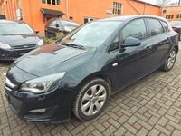 Gebraucht Opel Astra Style 136 PS (100 kW) 2014 Grün Limousine